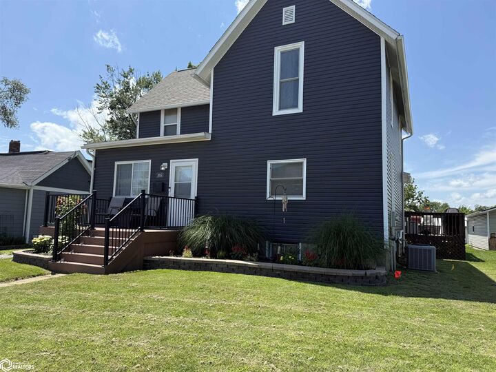 Property Photo: 1112 S 16th Street IA 52544