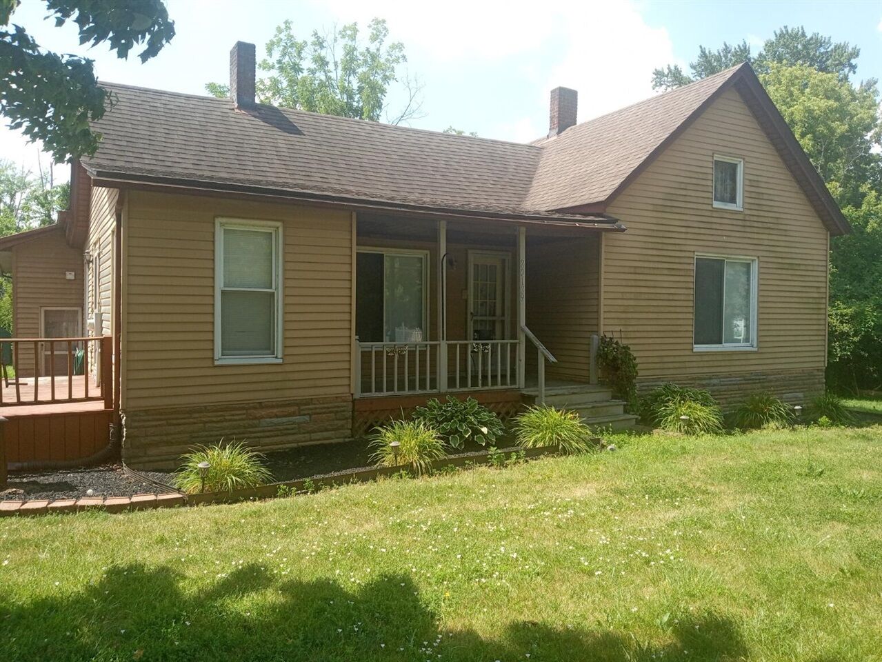Property Photo:  20129 Huron River Drive  MI 48173-9695 