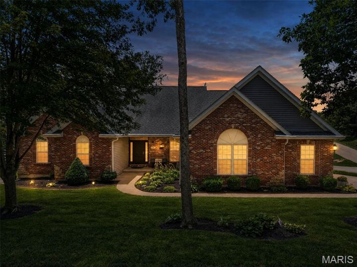 Property Photo: 31761 Somerset Court MO 63348