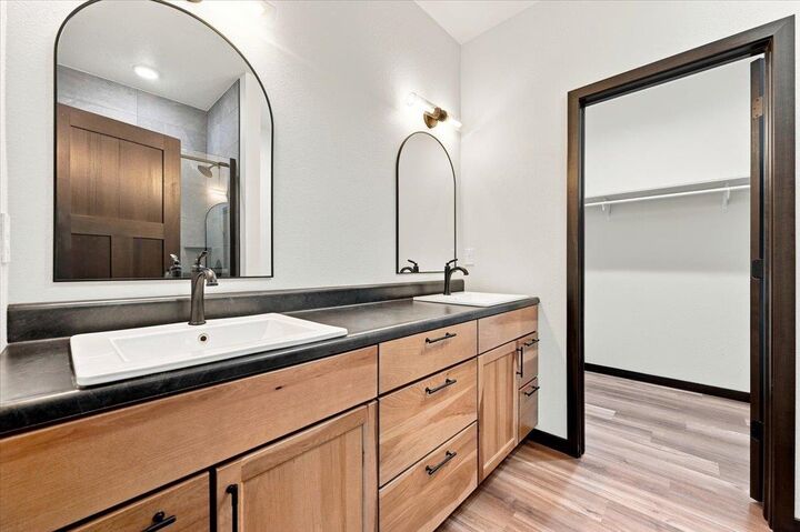 Property Photo: 702 S 31st Street SD 57783