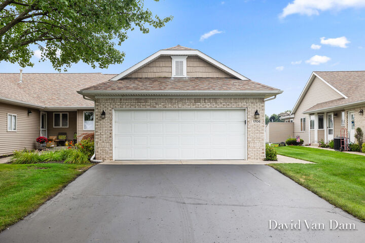 Property Photo:  1706 Lisa Drive SW  MI 49315 