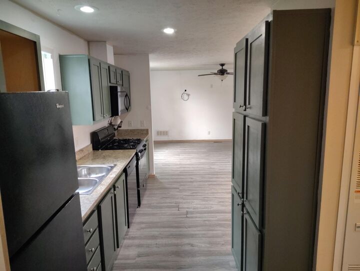 Property Photo: 3907 Vail Avenue NW MI 49544
