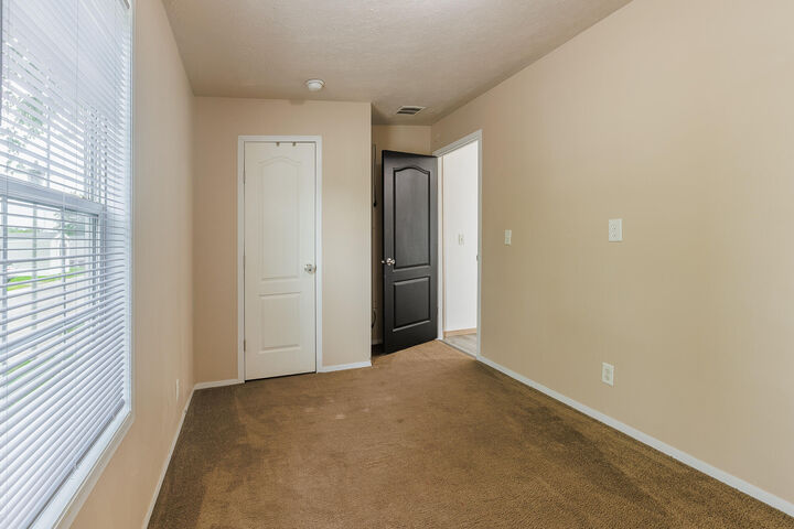 Property Photo:  3907 Vail Avenue NW  MI 49544 