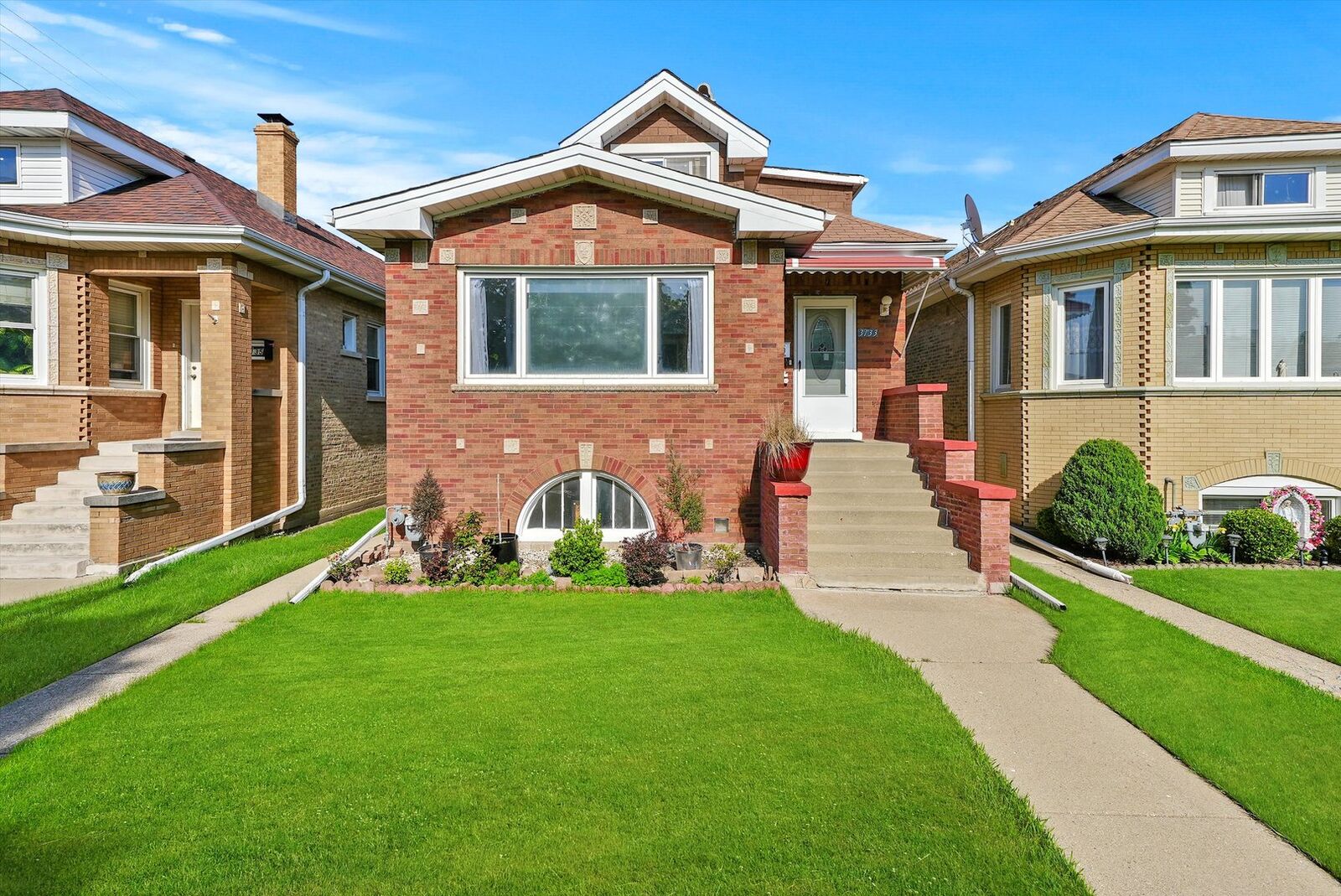 Property Photo: 3133 N 77th Court IL 60707