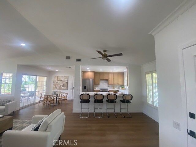 Property Photo:  27952 Calle Casal  CA 92692 