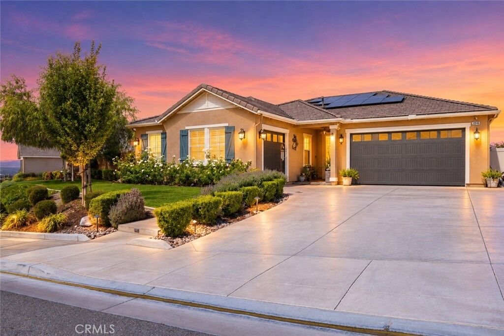 Property Photo: 20946 Mountain Gate CA 92507