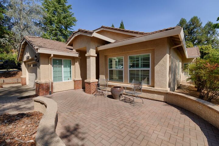 Property Photo: 5202 Equestrian Court CA 95677