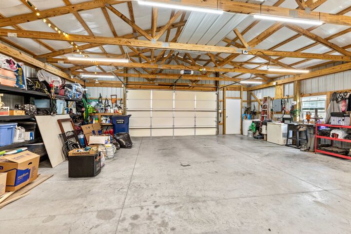 Property Photo:  105 E Roberts Rd  TN 37148 