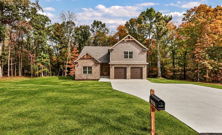 Property Photo:  4447 Baggett Hollow Rd  TN 37052 