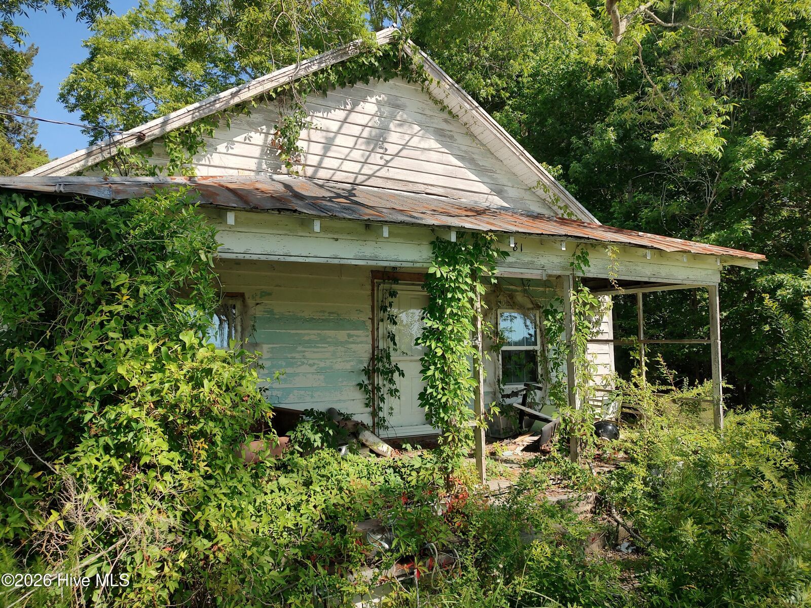 Property Photo: 81 Griggs Road NC 28587