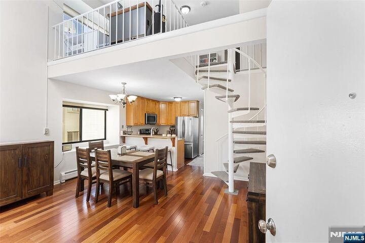 Property Photo:  102 West Ridge Mews  NJ 07075 