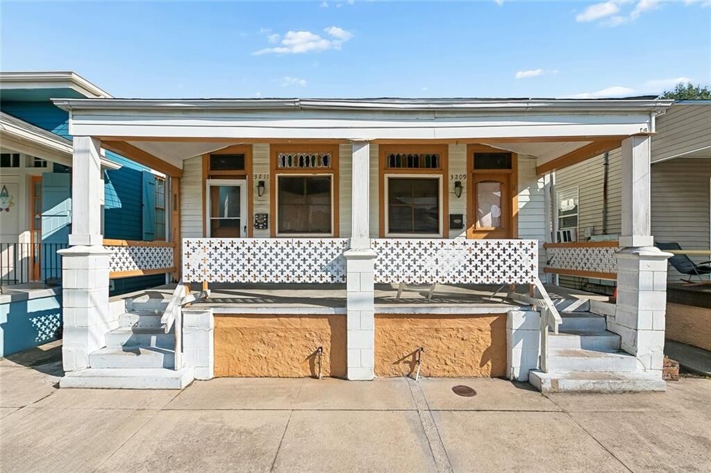 Property Photo: 3211 Baronne Street LA 70115