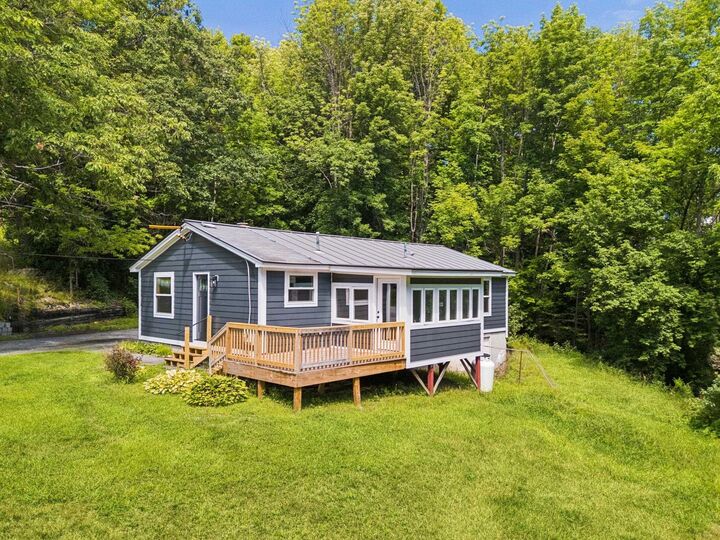Property Photo: 489 Campbell Street VT 05001