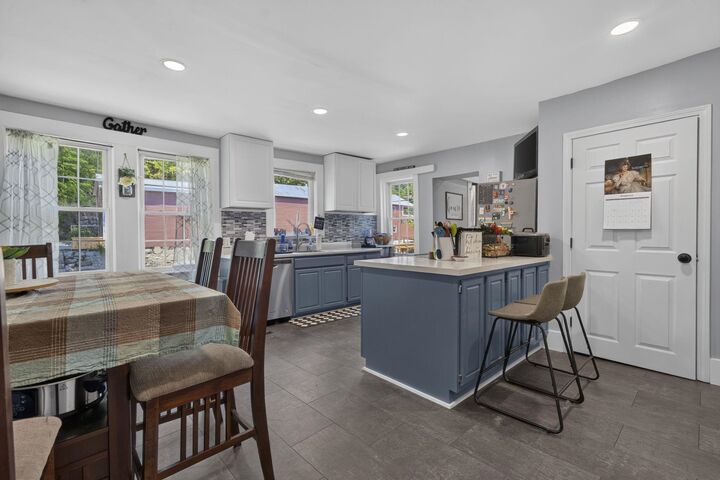 Property Photo: 7 Island Street NH 03086