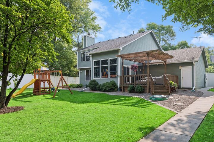 Property Photo:  4601 Fairway Hills Drive  MN 55123 