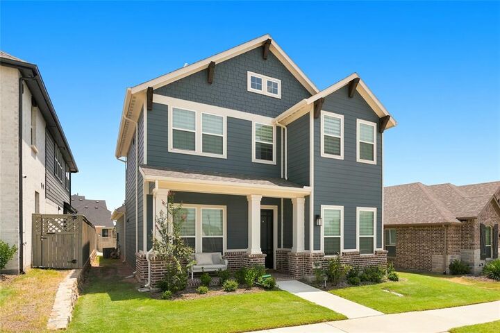 Property Photo: 1317 Horizon Way TX 76247