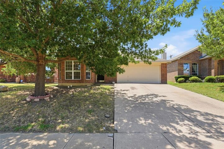 Property Photo: 13021 Evergreen Drive TX 76244