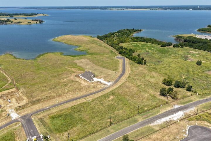 Property Photo:  571 Lakeshore Terrace  TX 75492 