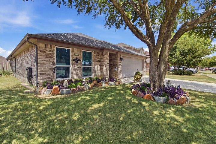 Property Photo: 8509 Trinity Vista Trail TX 76053