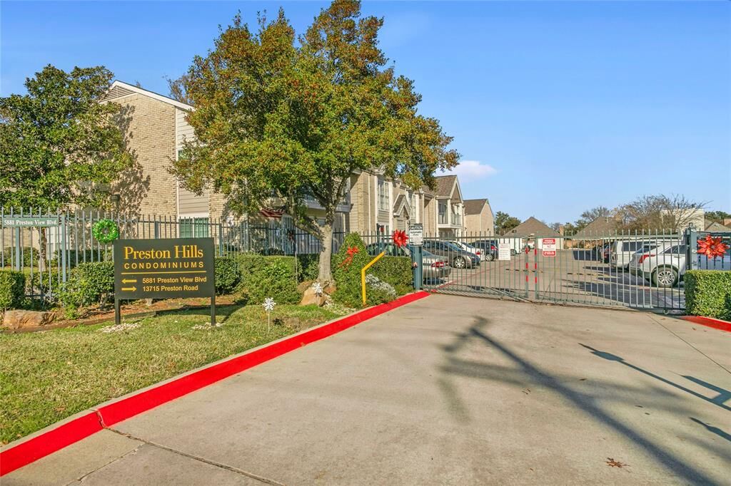 Property Photo: 5881 Preston View Boulevard 261 TX 75240