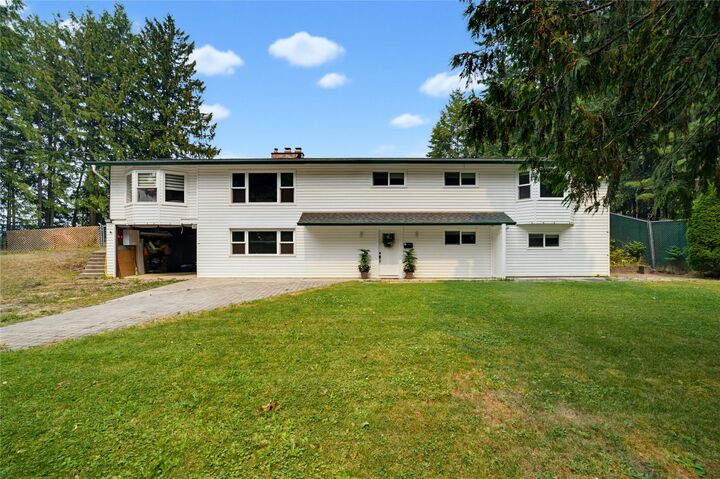 3251 5 Avenue SE — photo 1
