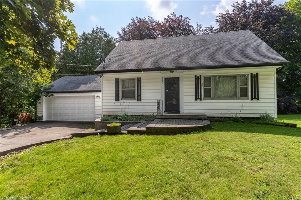 Property Photo:  218 5th Concession Road E  ON L8B 1K5 