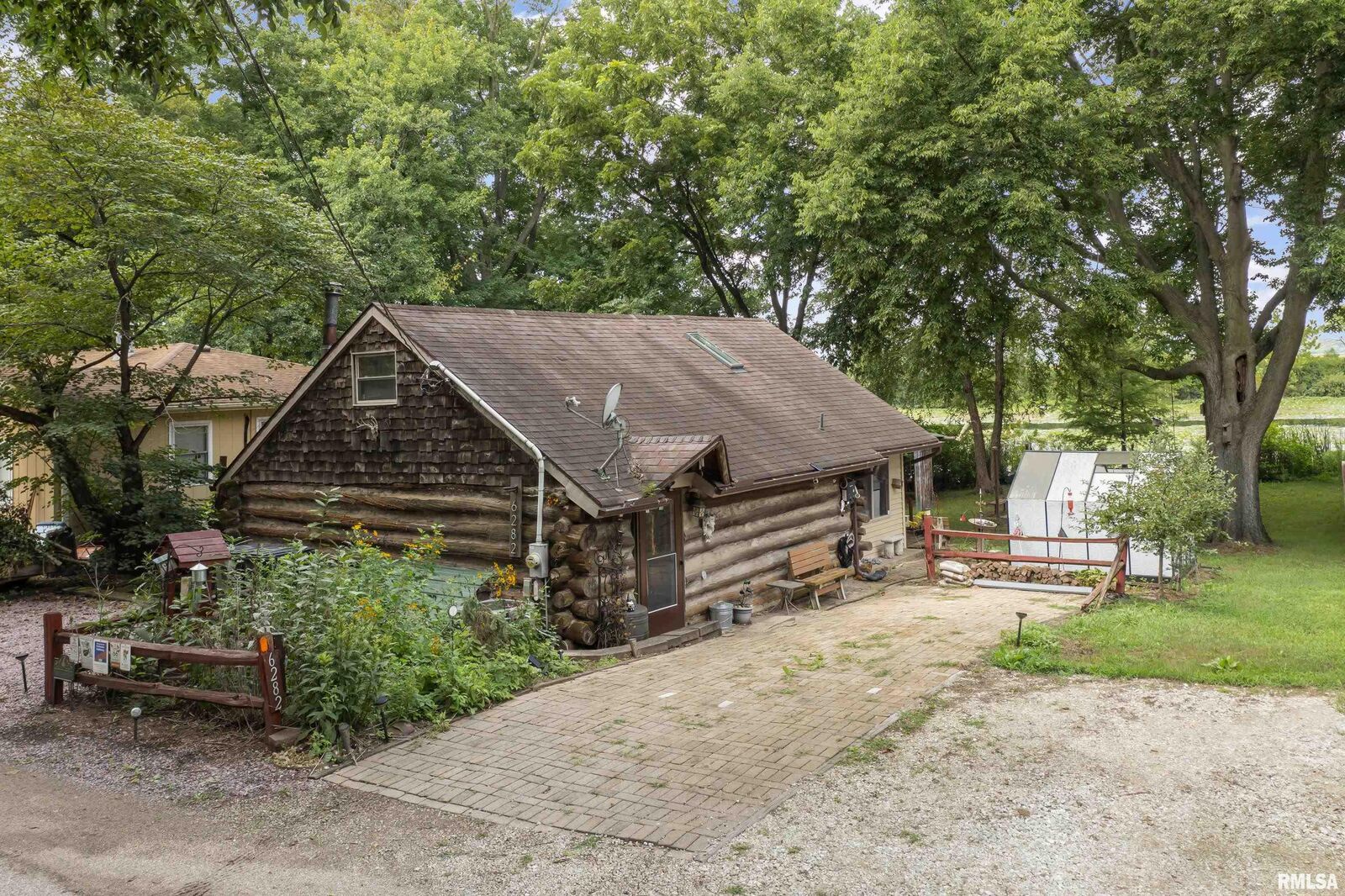 Property Photo:  6282 Macs Road  IL 61546 