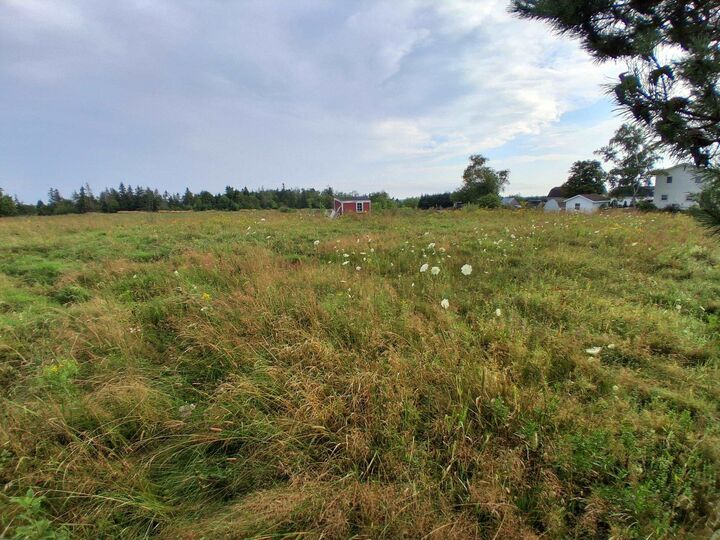 Property Photo:  Acre Southwest Lot 16  PE C0B 1T0 