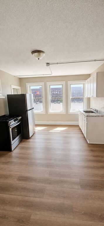 Property Photo: 50 1/2 Common 8 MA 01841