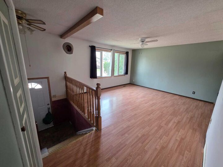 Property Photo: 715 Rosewood Avenue AB T0K 1V0