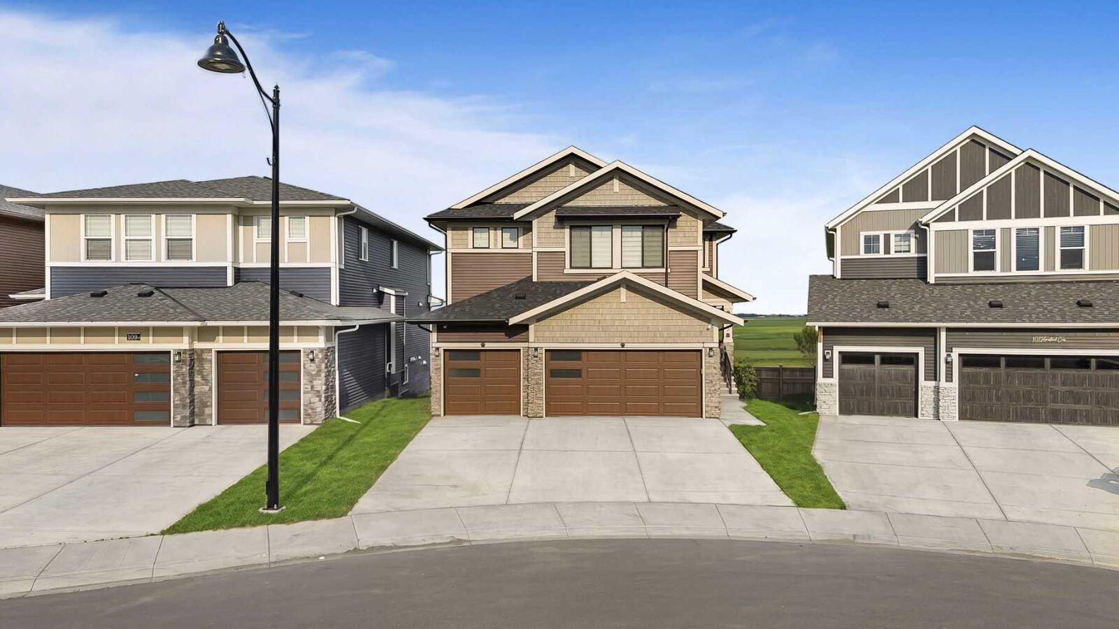 Property Photo: 105 Homestead Crescent NE AB T3J 2K8