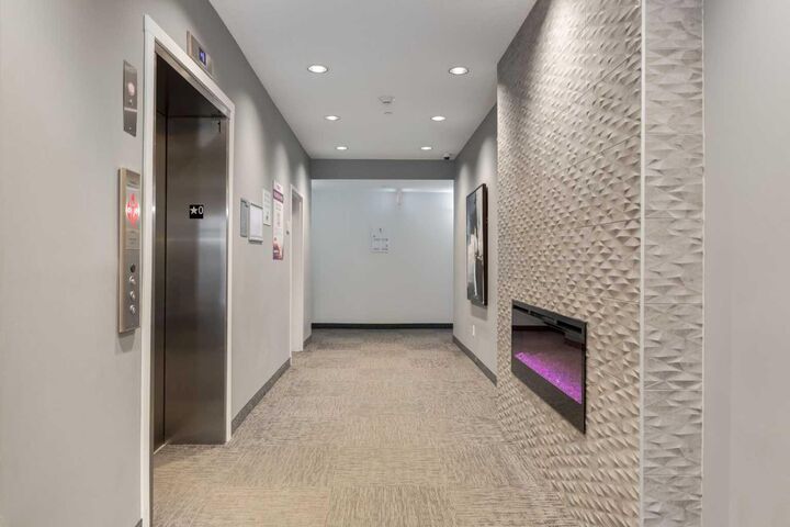Property Photo: 3727 Sage Hill Drive NW 3412 AB T3R 1T7