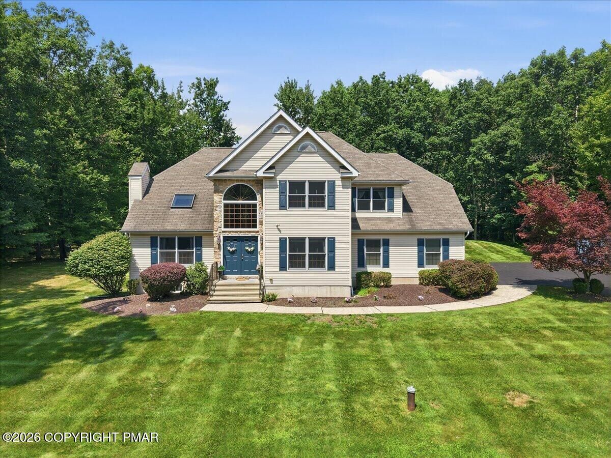 Property Photo:  1220 Overlook Court  PA 18353 