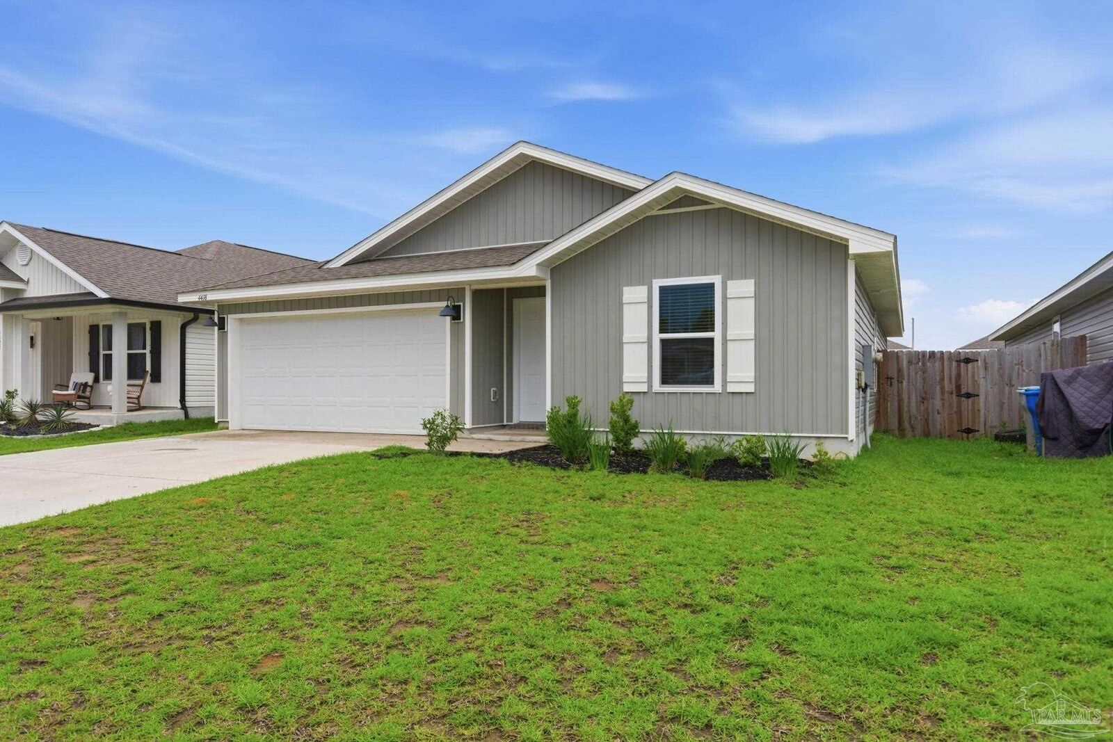 Property Photo:  4418 Tiger Oak Ct  FL 32571 