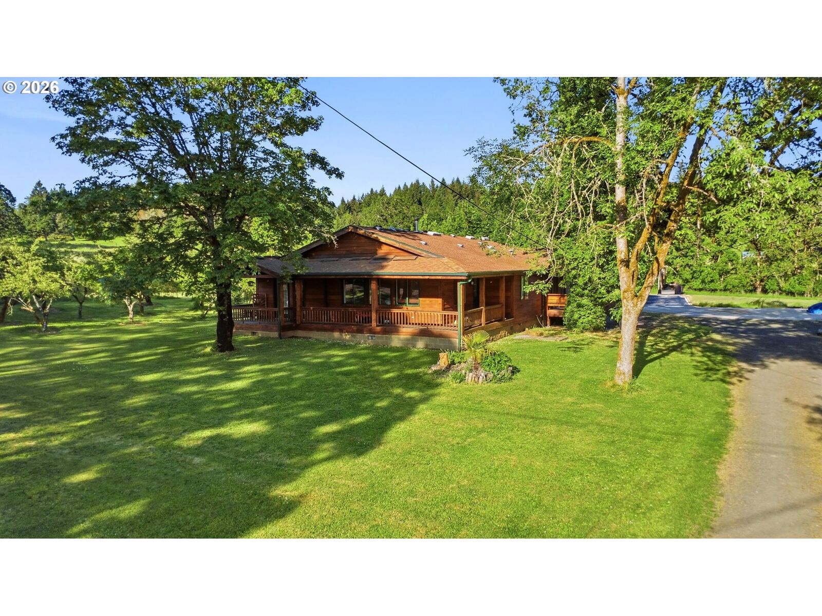 Property Photo: 4440 Palmer Rd OR 97338