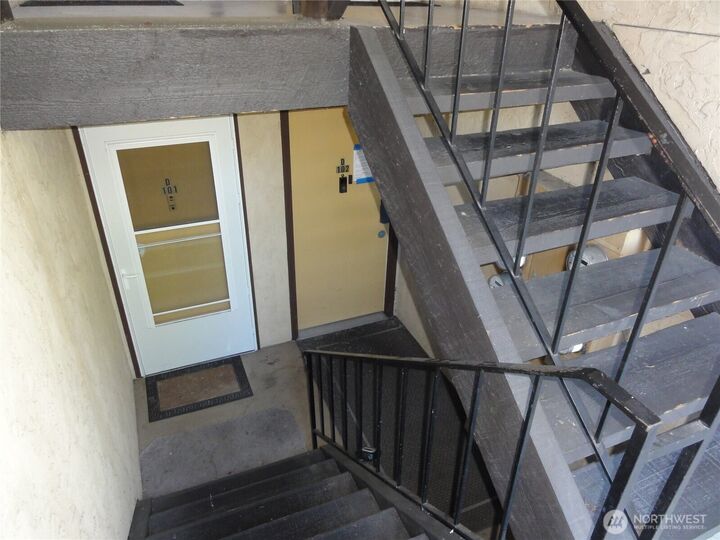 Property Photo:  23511  102nd Avenue SE D102  WA 98031 