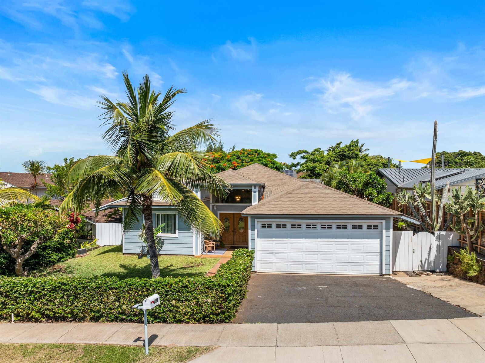 Property Photo:  221 Mahie Pl  HI 96753 
