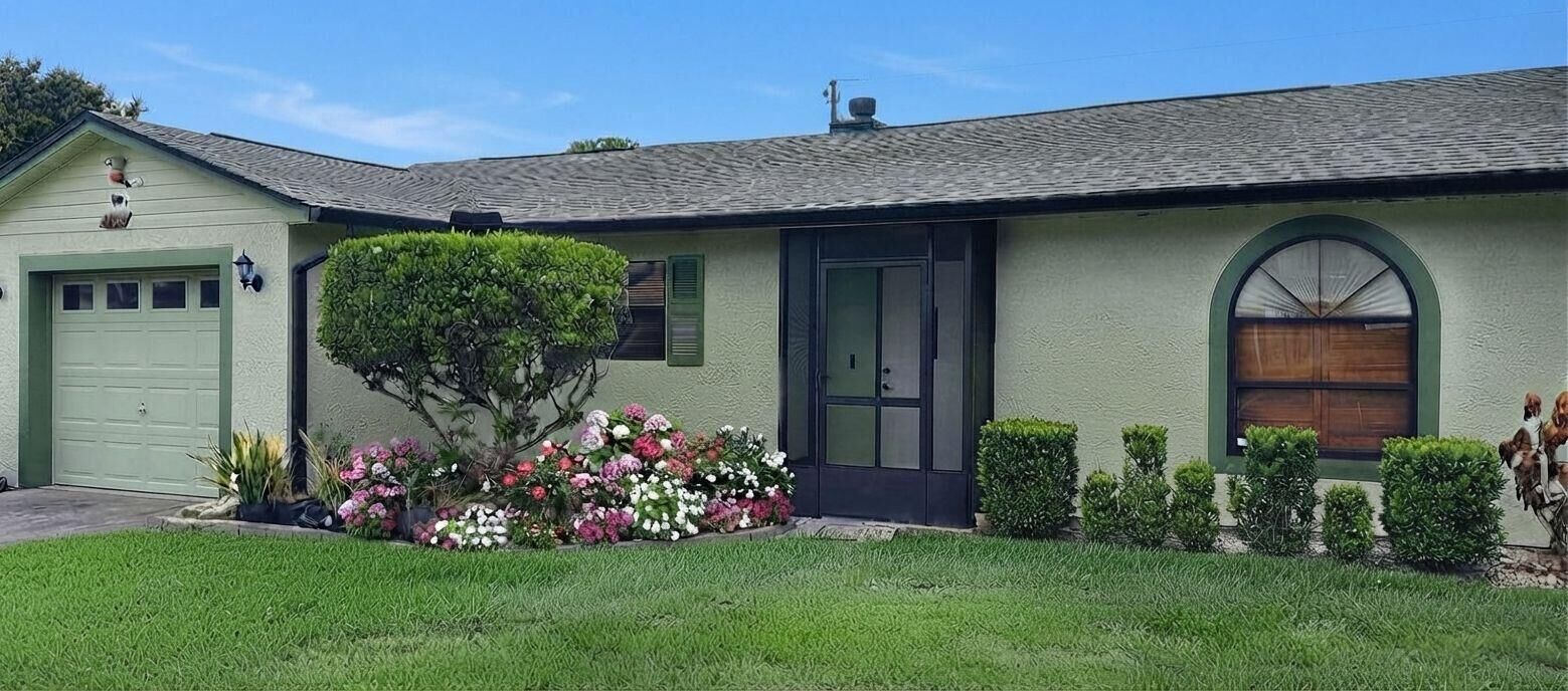 Property Photo:  4682 SW Pearl Street SW  FL 34953 