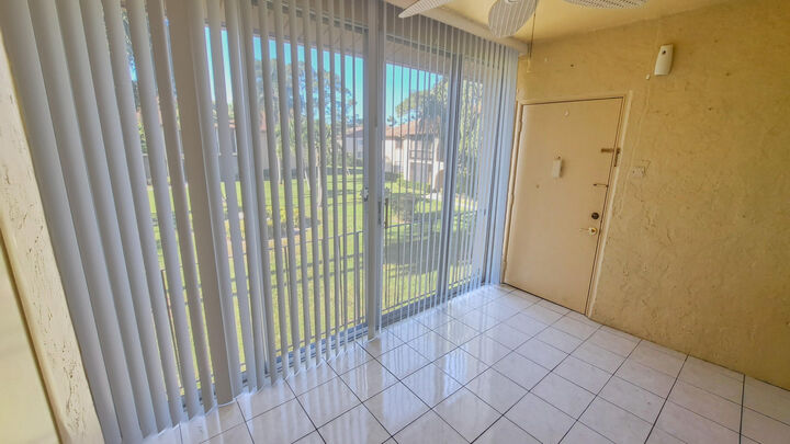 Property Photo: 222 Pine Hov Circle B-2 FL 33463