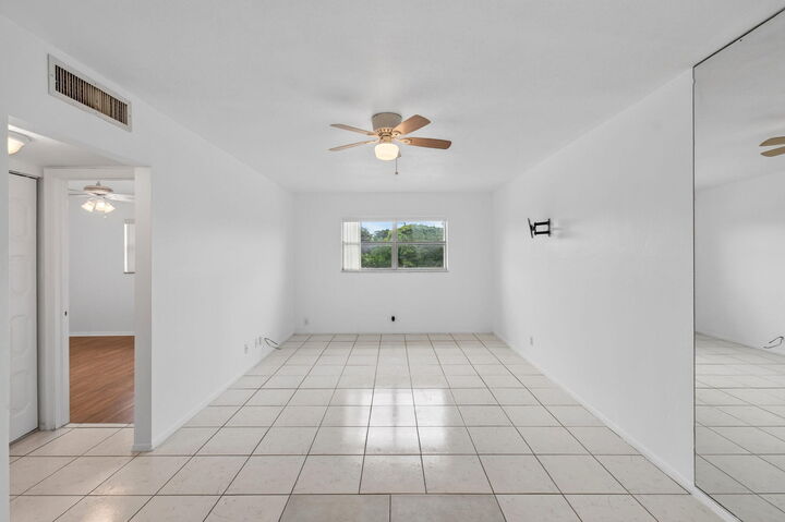 Property Photo:  500 SW 2nd Avenue 211  FL 33432 