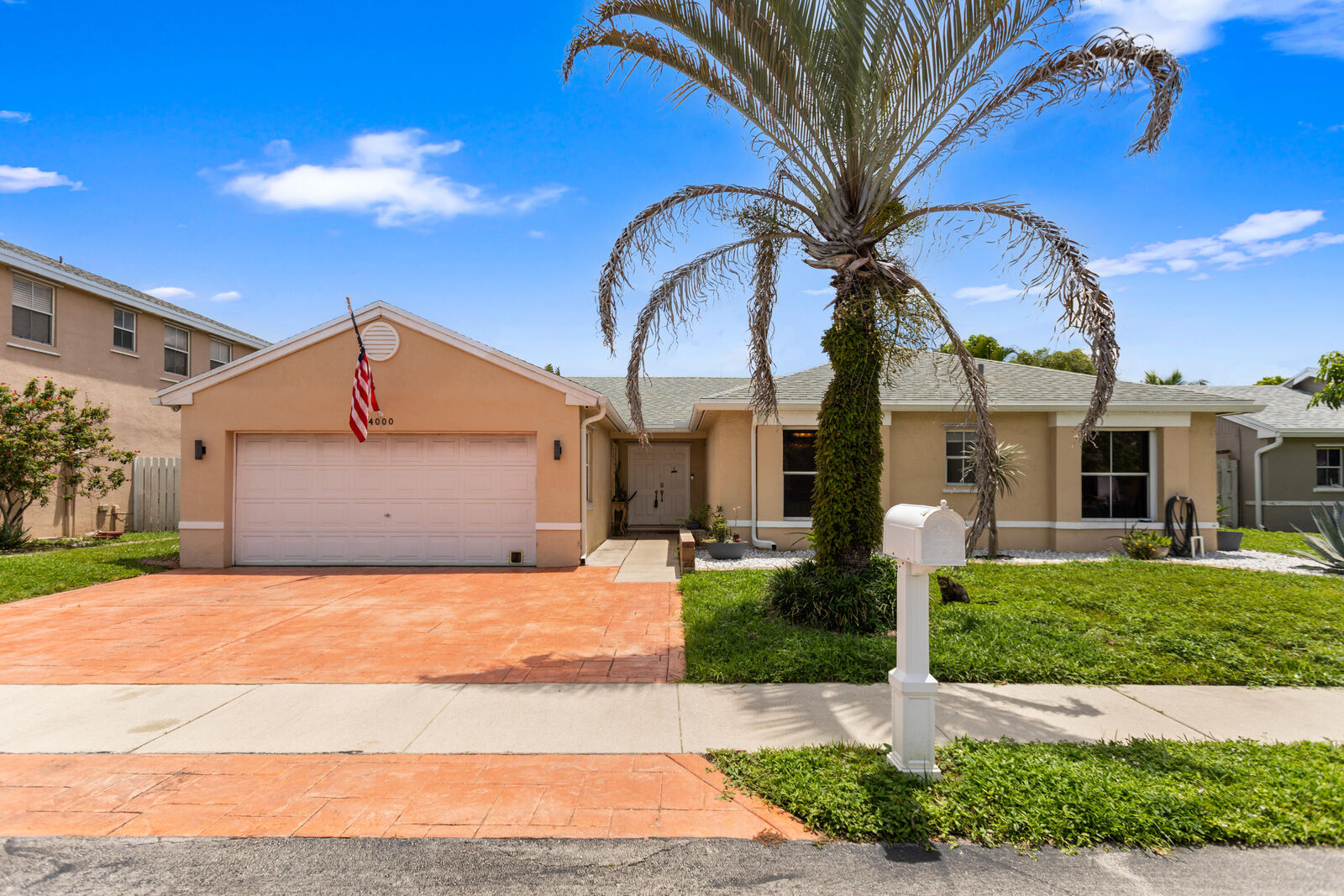 Property Photo: 4000 SW 72nd Drive FL 33314
