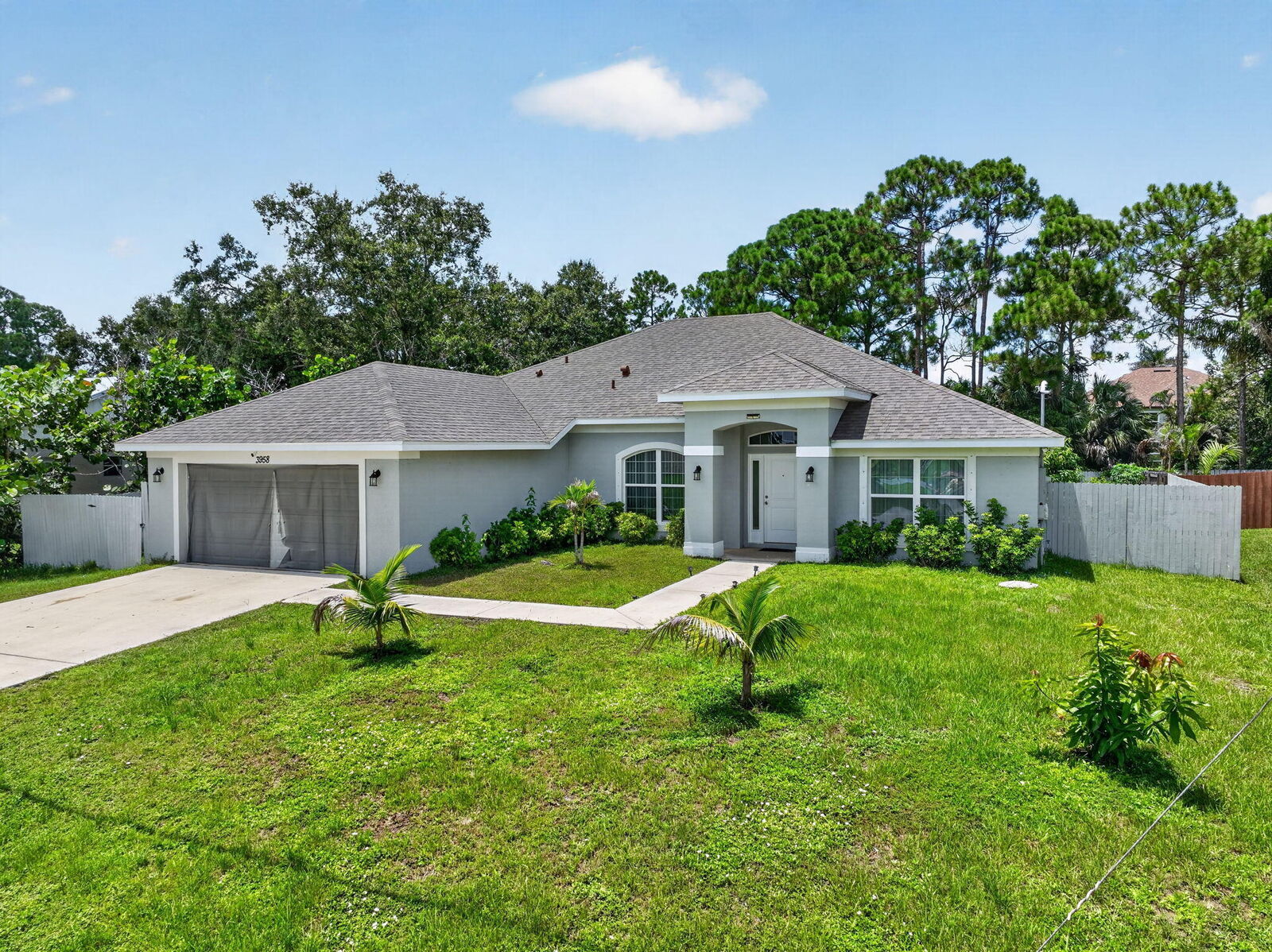 Property Photo: 3958 SW Brunswick Street FL 34953