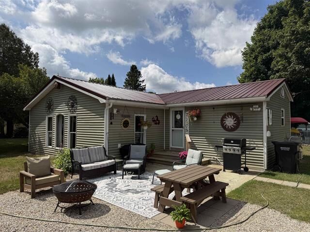 Property Photo: 7542 3rd Street MI 49683