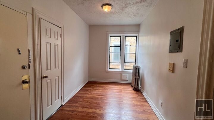 Property Photo: 593 Miller Avenue 2F NY 11207
