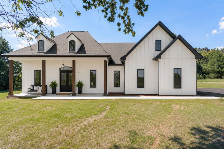 Property Photo: 118 Royal Tern St VA 24184