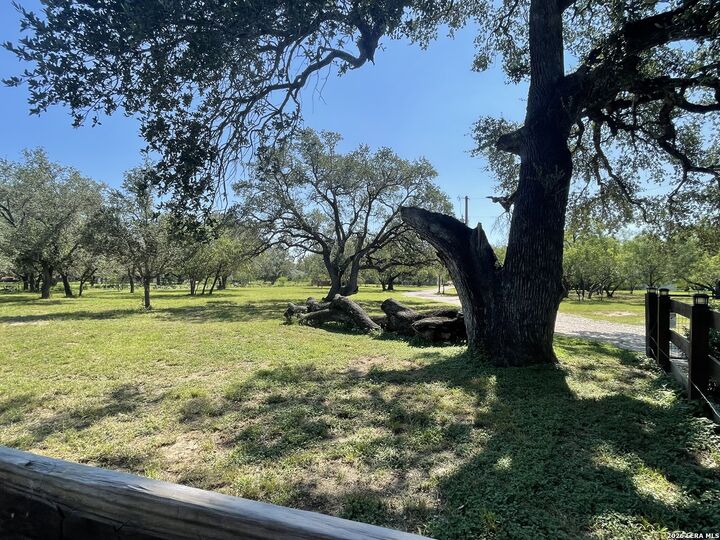 Property Photo:  574 County Road 660  TX 78016 