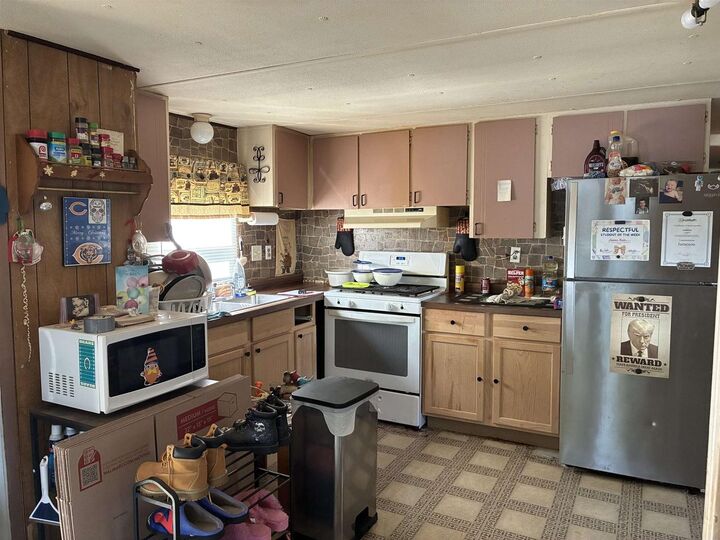 Property Photo: 101 Falling Creek Drive 101 WI 53548