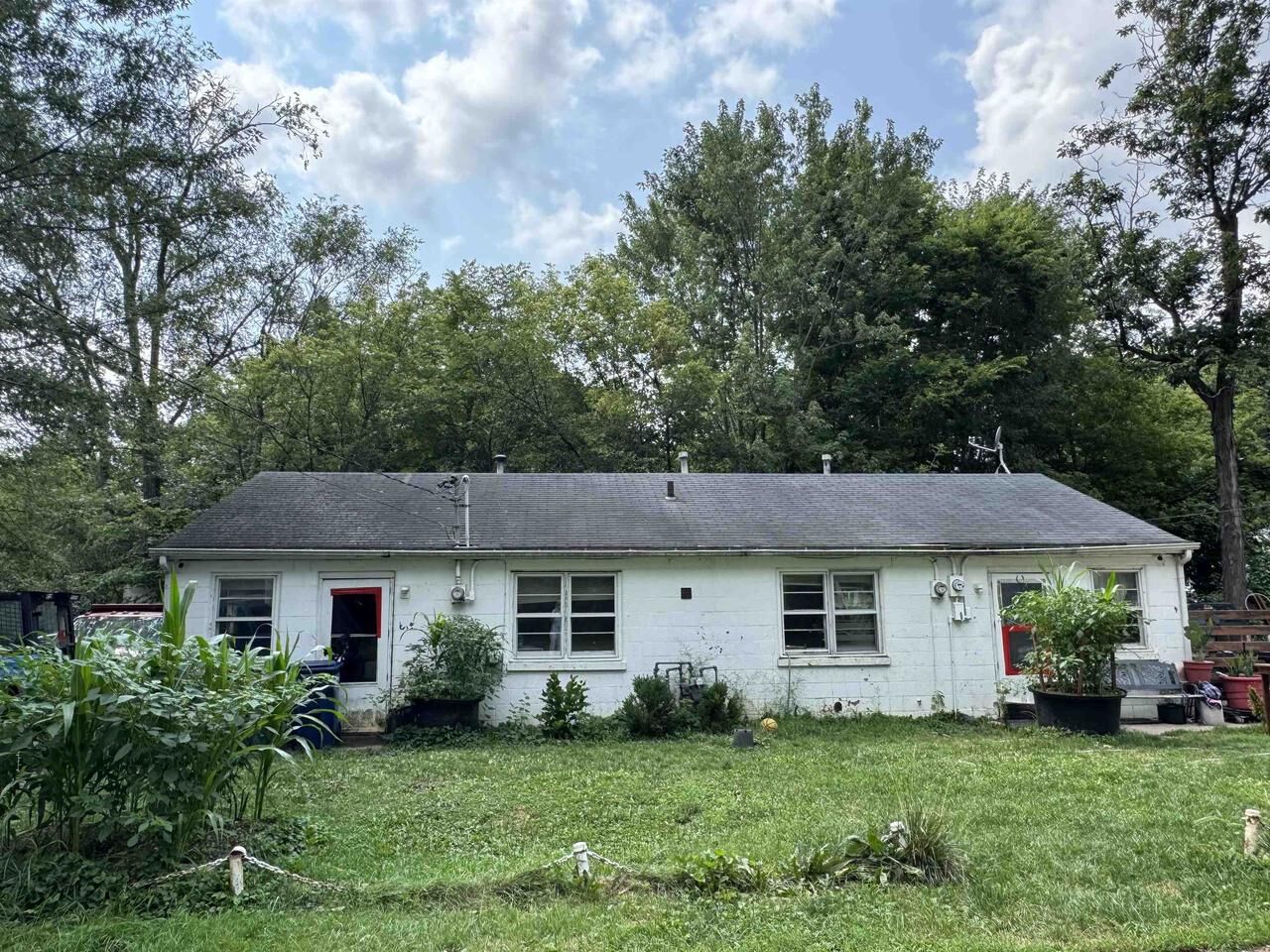 Property Photo: 492-494 E Community Drive WI 53511