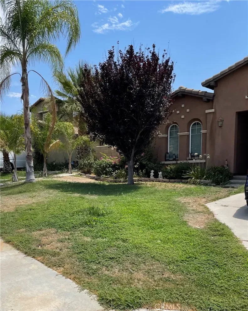 Property Photo: 371 Plateau Parkway CA 92570