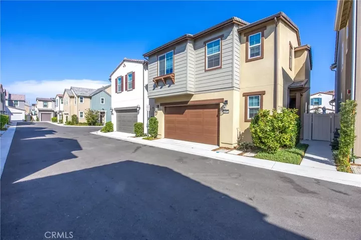 Property Photo:  4092 Spring Haven Ln  CA 92883 